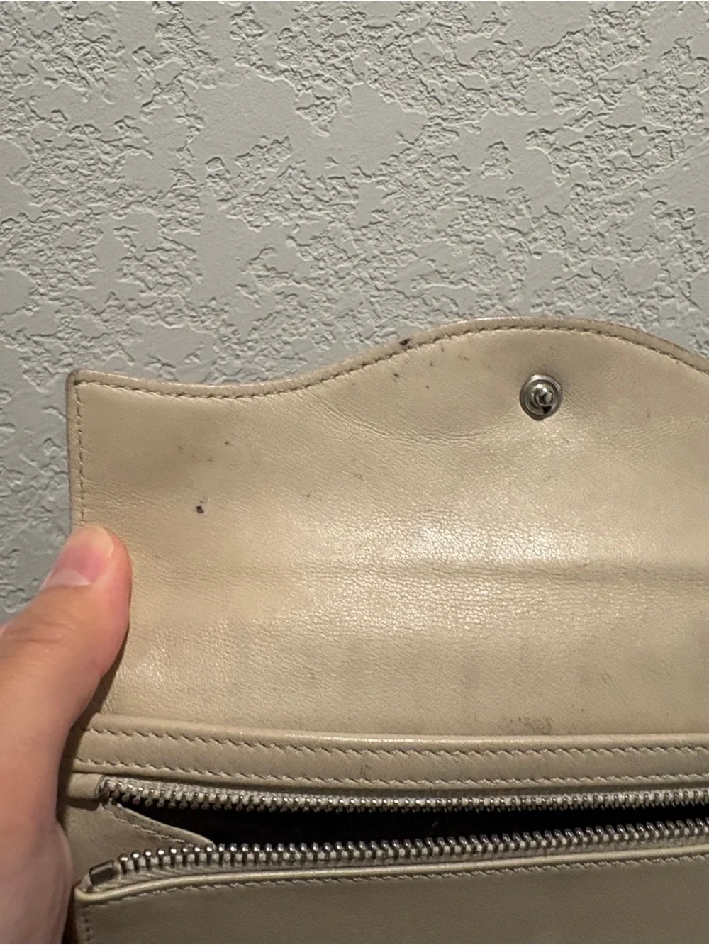 Tod’s Croc-Embossed Beige Women’s Wallet